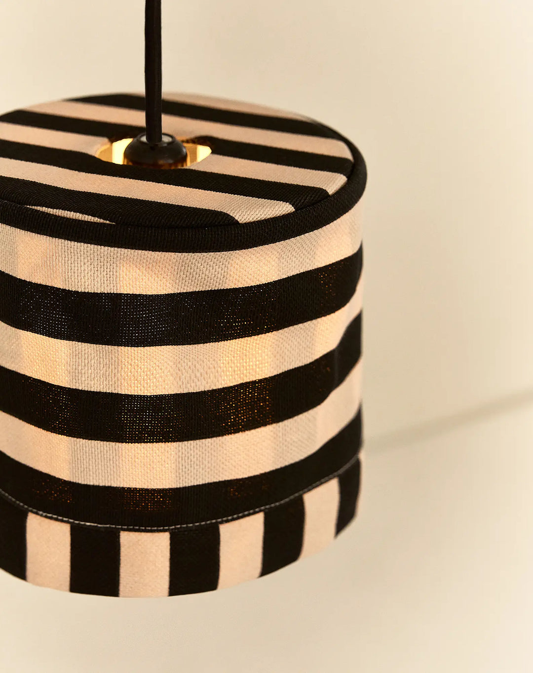 Nododinoz Linda Lampshade in Black Sand Stripes 20cm