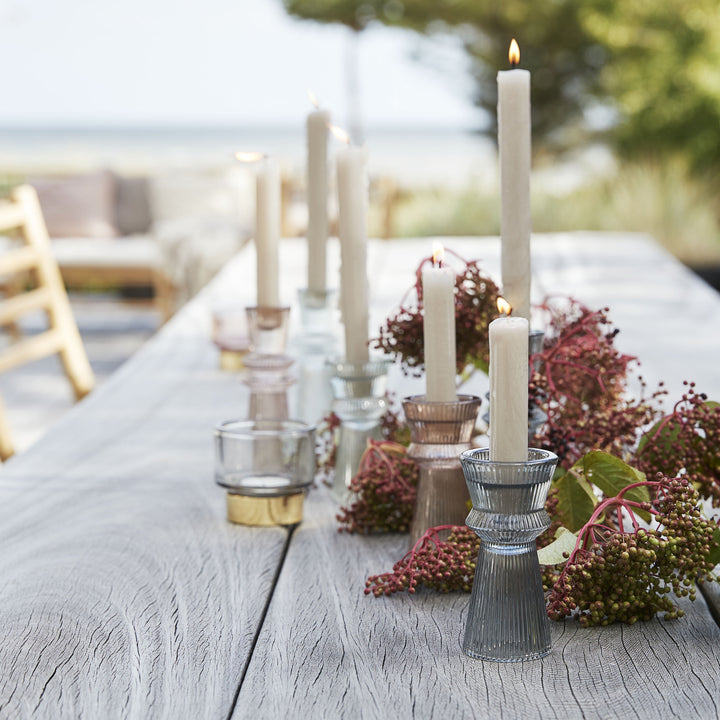 Bleg grå og guld fyrfadsstage