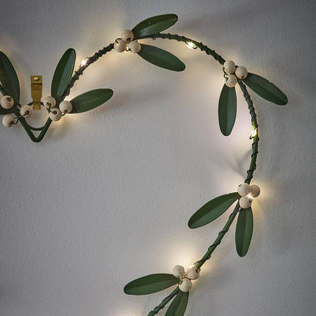 LED Mistletoe Heart