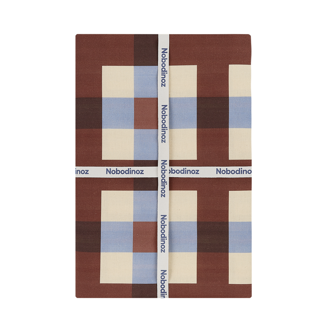 Nododinoz Tablecloth in Blue Maroon Checks
