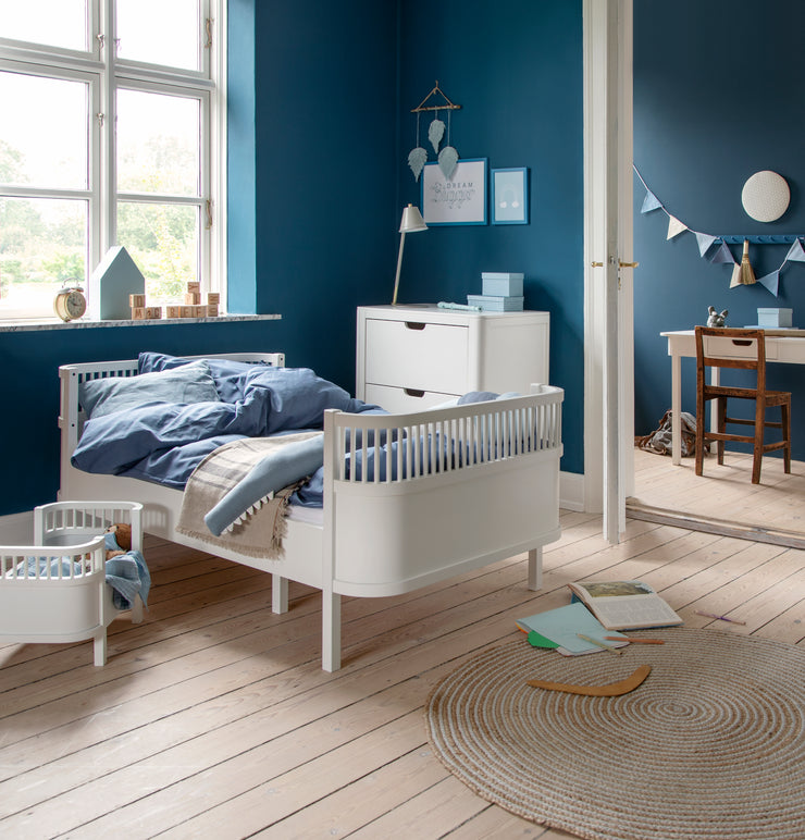 Klassisk Hvid Junior And Grow Bed fra Sebra