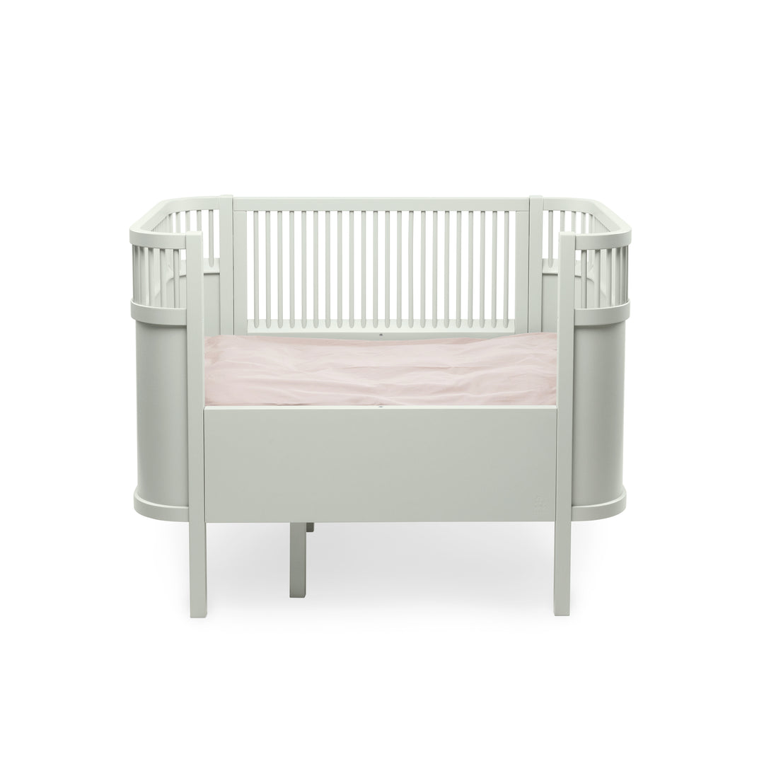 Mist Green Baby &amp; Jr seng fra Sebra