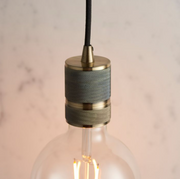 Lampe suspendue urbaine en laiton antique