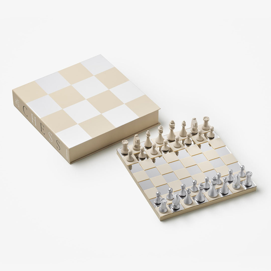 Printworks Classic Art of Chess Game
