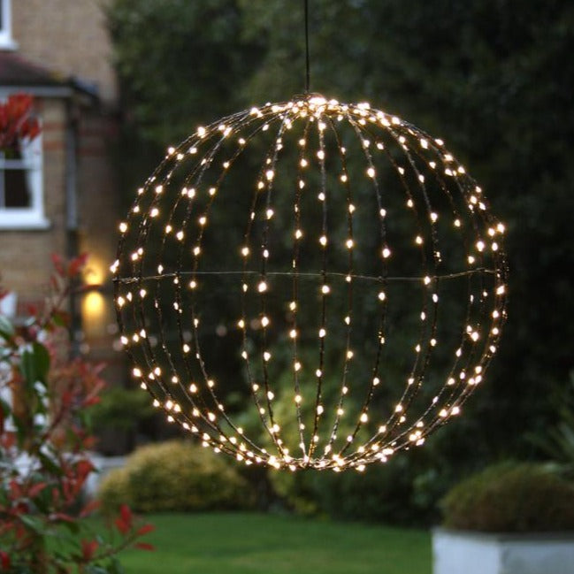 Dobbelt drevet LED Globe Pendellampe