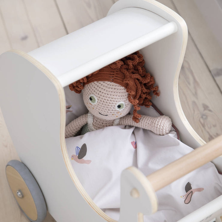 Landau pour poupées en bois blanc par Sebra