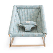 Growing Green Baby Bouncer med Blue Gatsby Cover fra Nobodinoz
