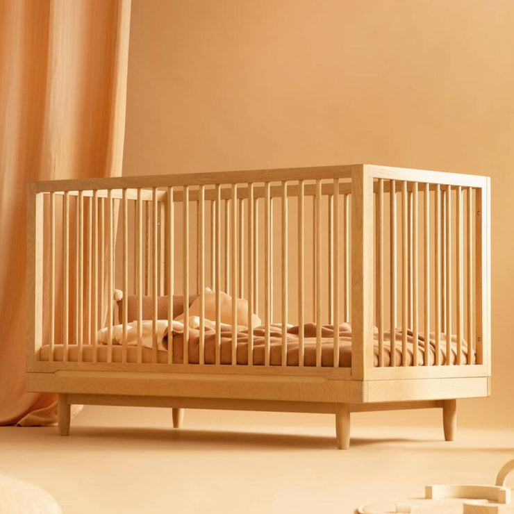 Pure Oakwood Evolution Crib by Nobodinoz